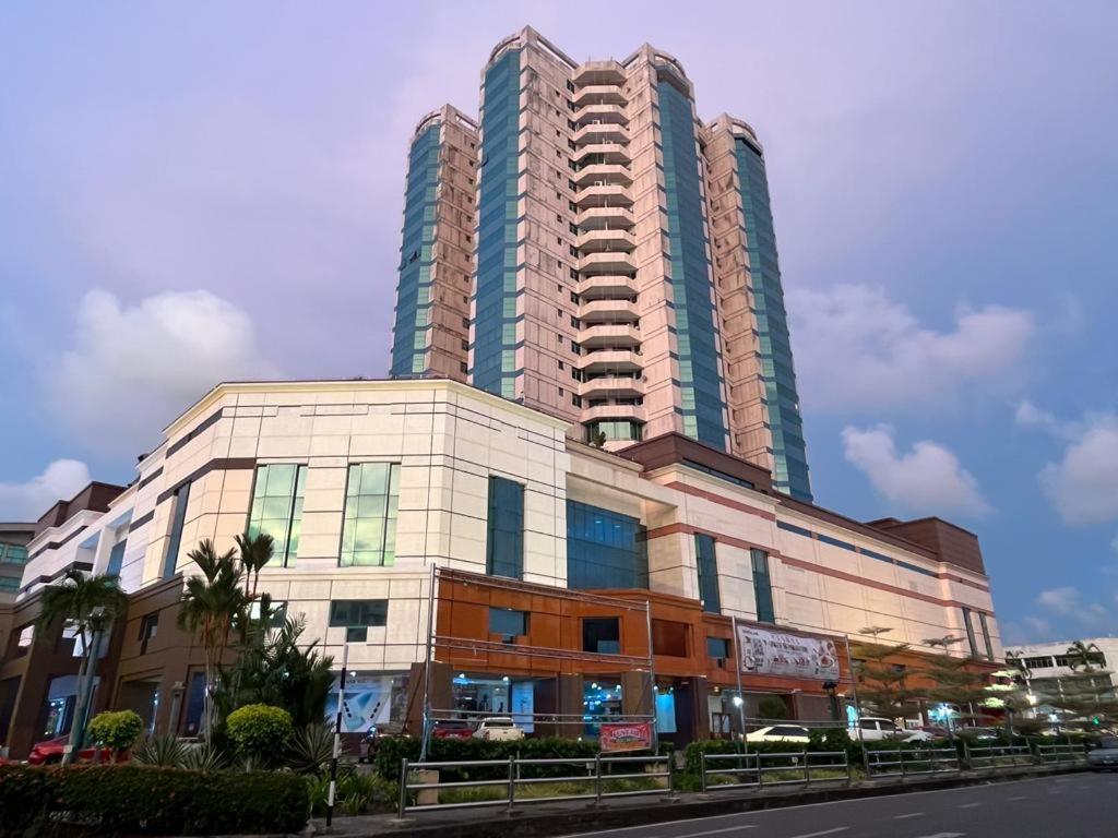My Daily - Times Square * Miri